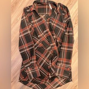 007 Laundry by Shelli Segal top